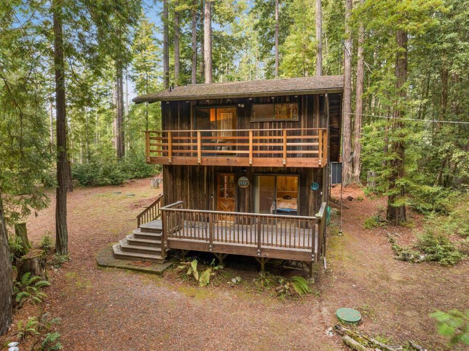 Grandma'S Cabin By The Sea Гвалала Экстерьер фото